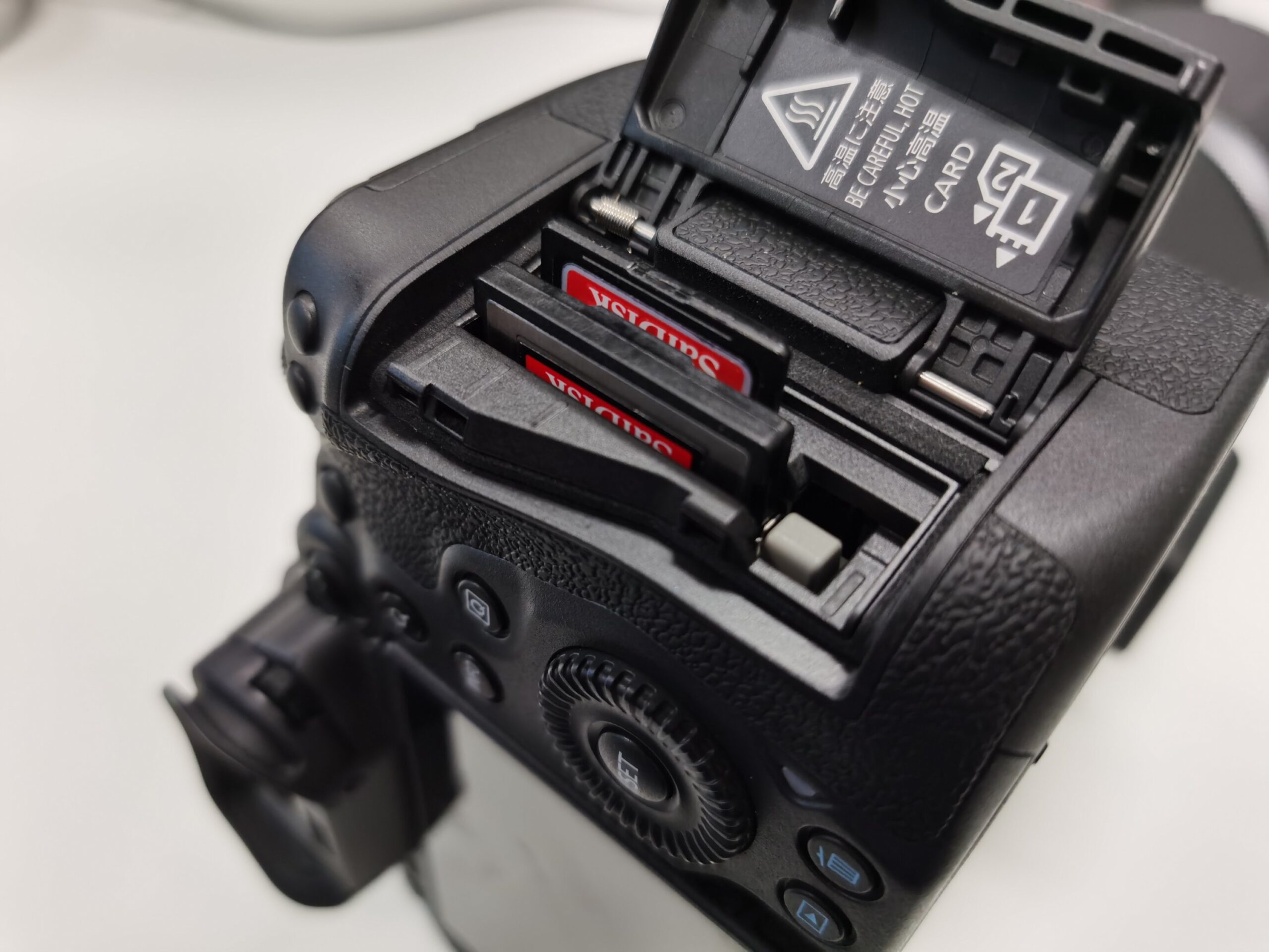 Hands on Canon EOS R5 Techgoondu
