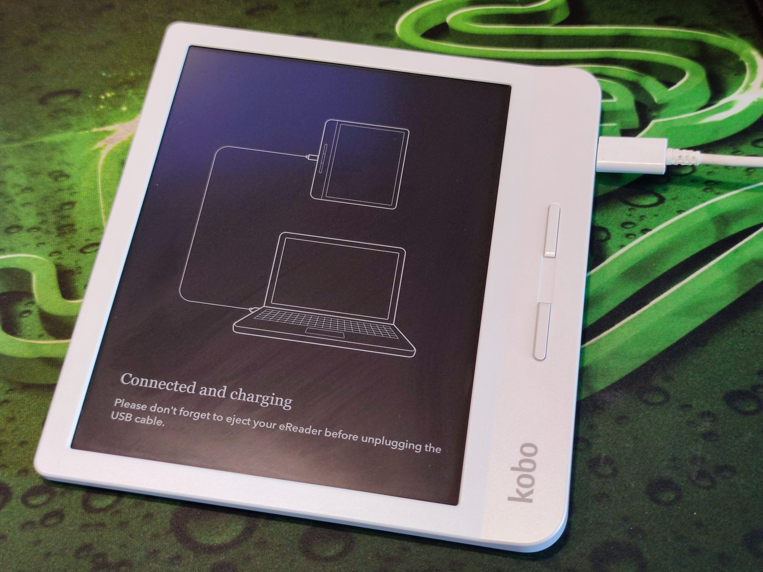 Goondu review Rakuten Kobo Libra H2O is a handy ereader Techgoondu