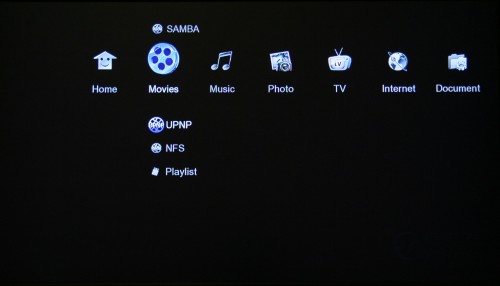 Connects via UPnP to my Synology NAS Connects via UPnP to my Synology NAS