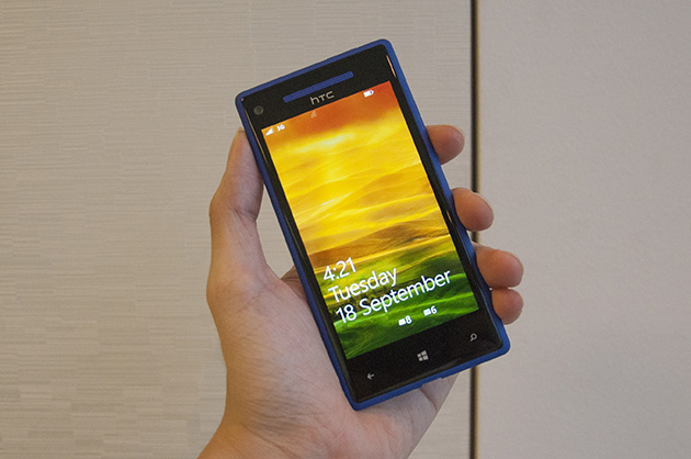 Windows Phone 8X by HTC