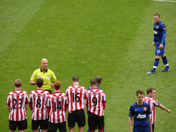 SAFC_v_MUFC_Wayne_Rooney_free_kick