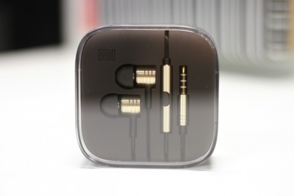 Gold xiaomi earphones