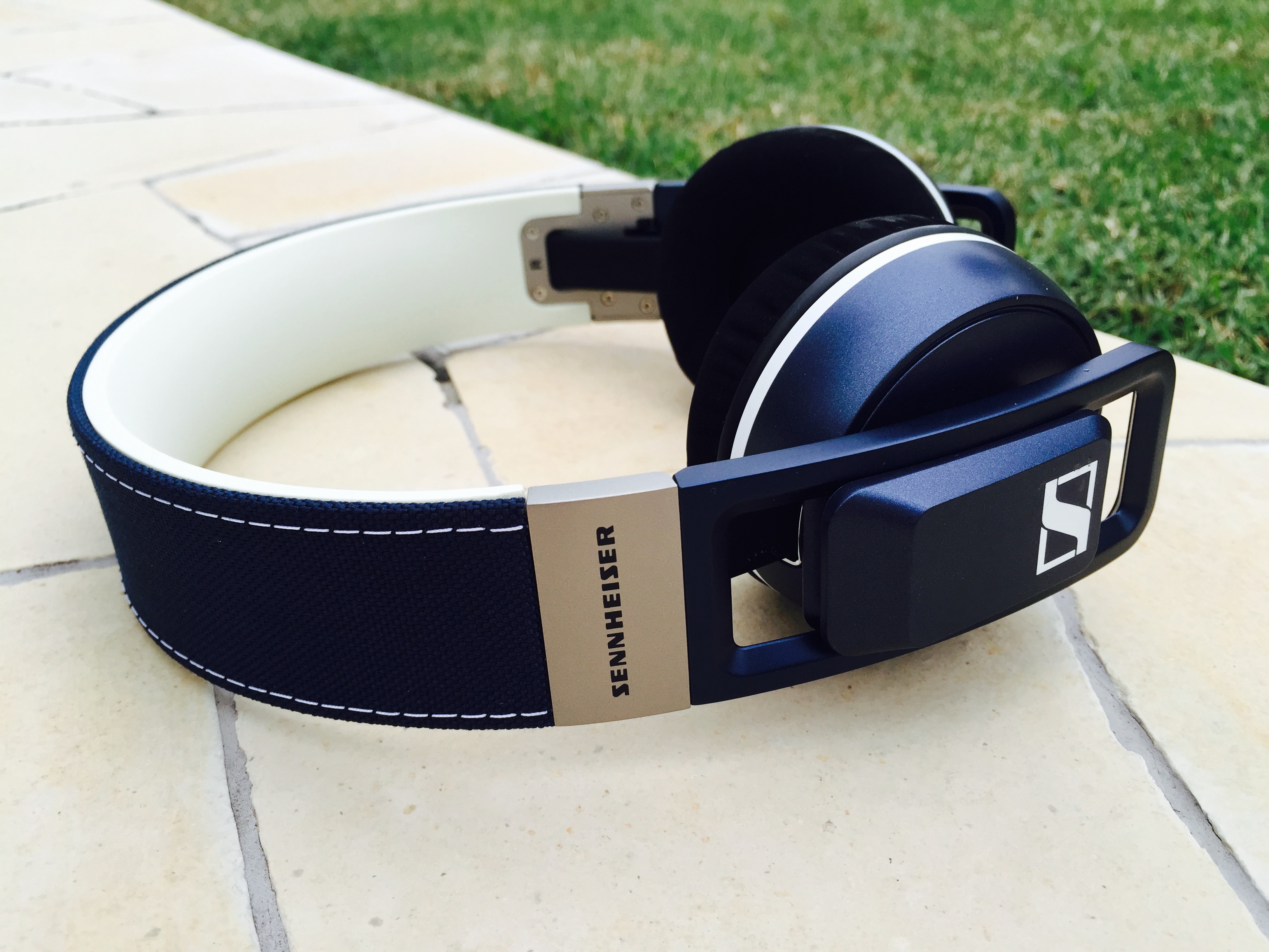 Goondu Review: Sennheiser Urbanite Headphones - Techgoondu