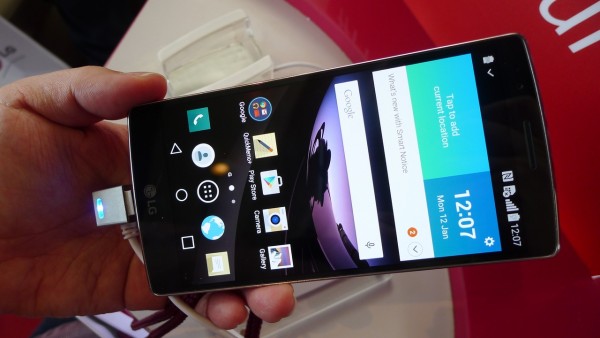 LG G Flex 2_06