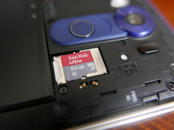 LG V10 09