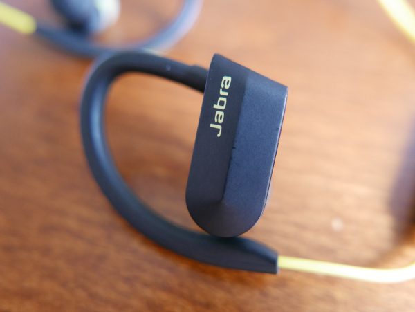 Jabra Sport Pace 02