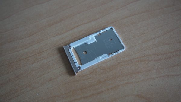 The "three-choose-two" SIM tray. PHOTO: Desmond Koh