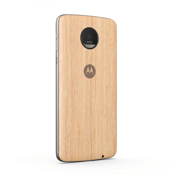 Moto Z with a snap-on back cover. PHOTO: Handout