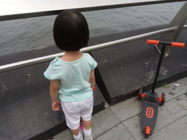 On a bright afternoon, no issues here. PHOTO: Alfred Siew