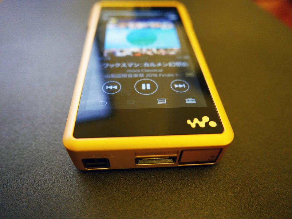 Goondu review Sony NWWM1Z Walkman is opulent, too expensive