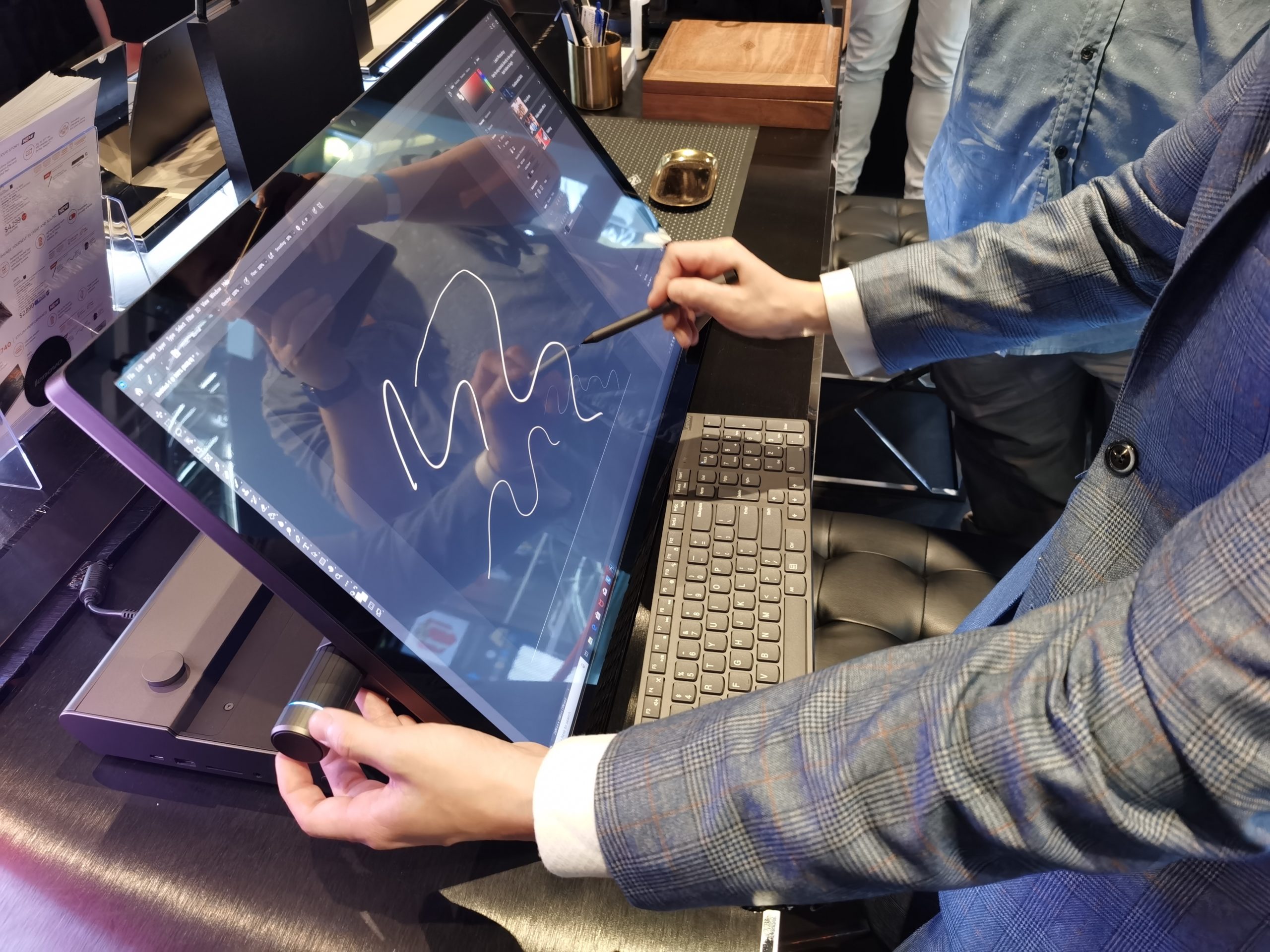 Lenovo Launches new Yoga S940 laptop, A940 all-in-one PC in Singapore - Techgoondu Lenovo Launches new Yoga S940 laptop, A940 all-in-one PC in Singapore - Techgoondu