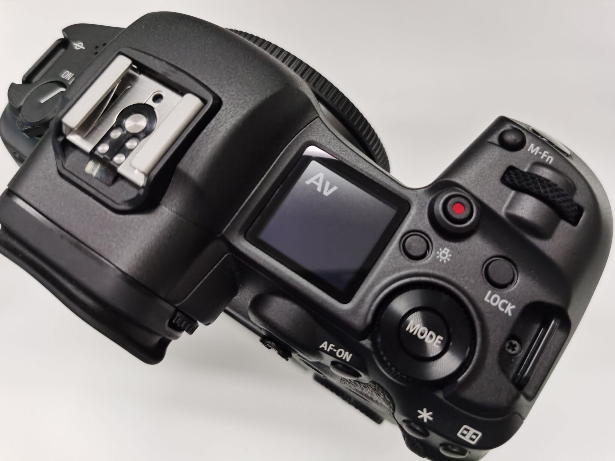Hands on Canon EOS R5 Techgoondu