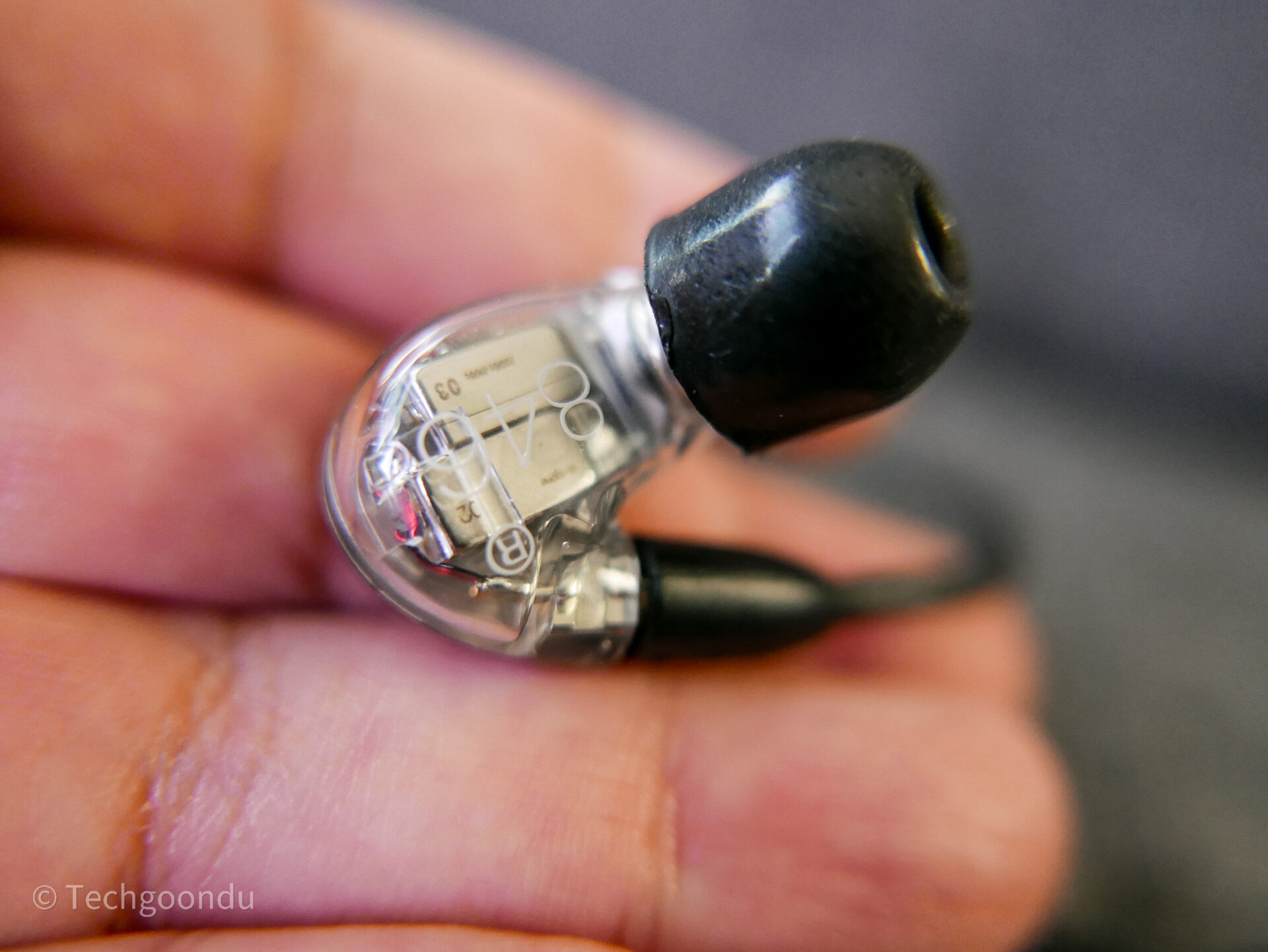 お買い得モデル Isolating SHURE SE846 2 Gen Clear Gen 2 クリア