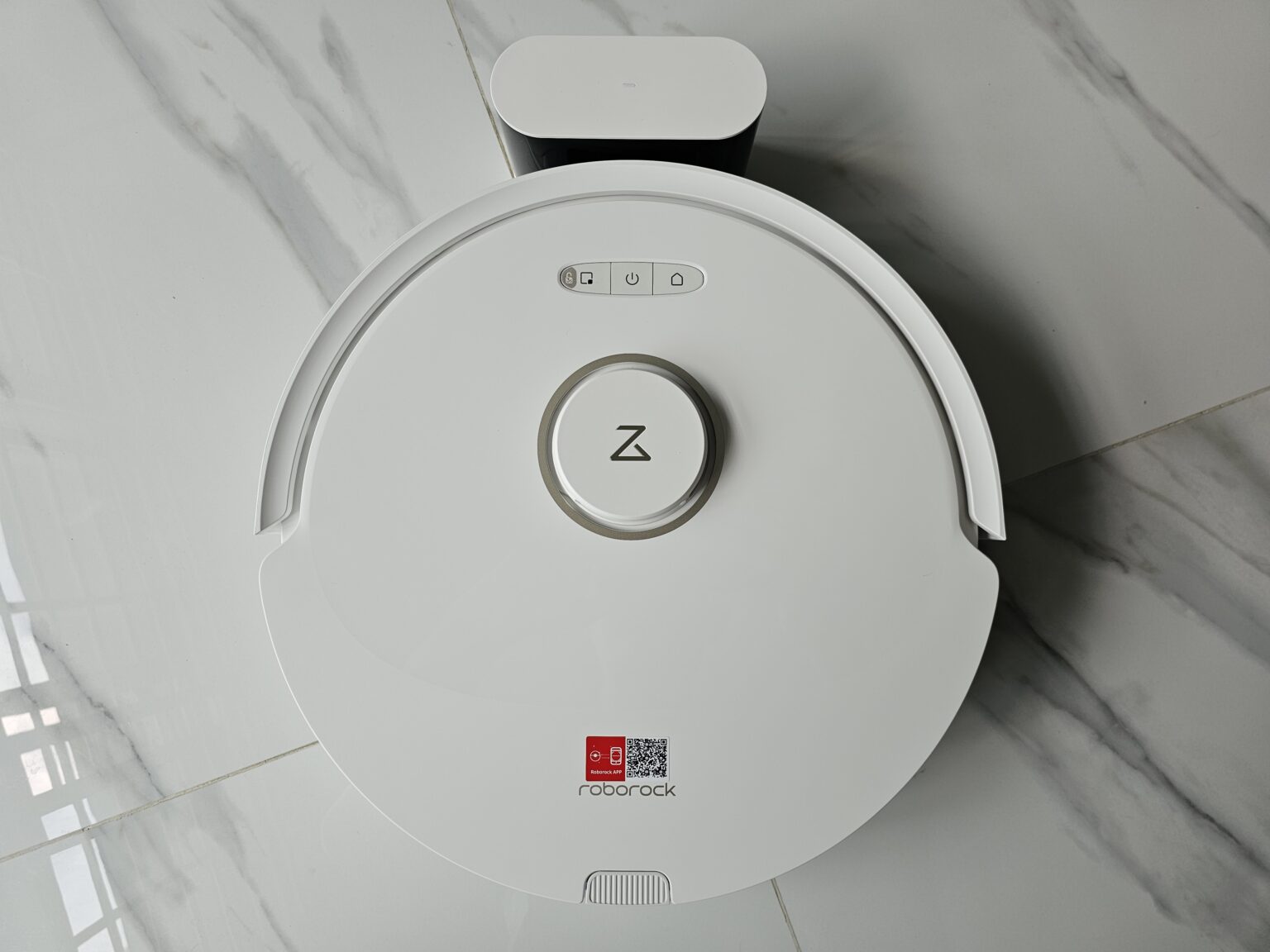Roborock Q8 Max review Reliable, midpriced robot vacuum gets basics