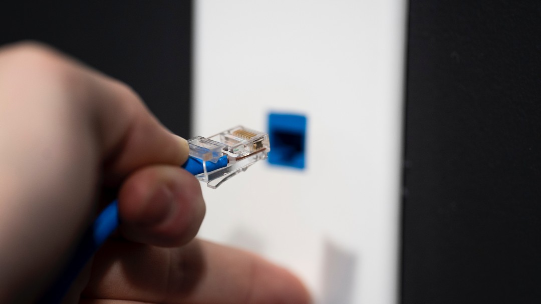 Time to sign up for 10Gbps fibre broadband in Singapore? - Vimarsana News