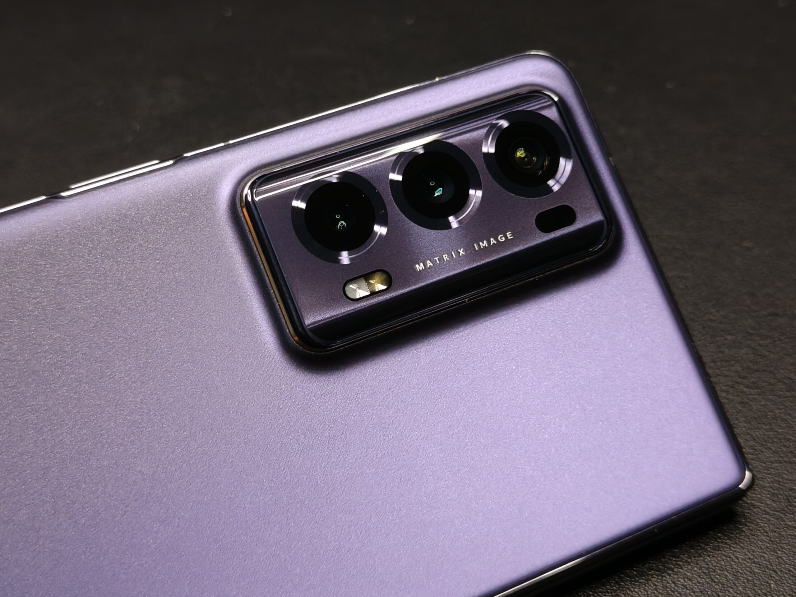Magic V2 Honor Magic V2 review: Slim foldable phone that's a joy to use - Techgoondu