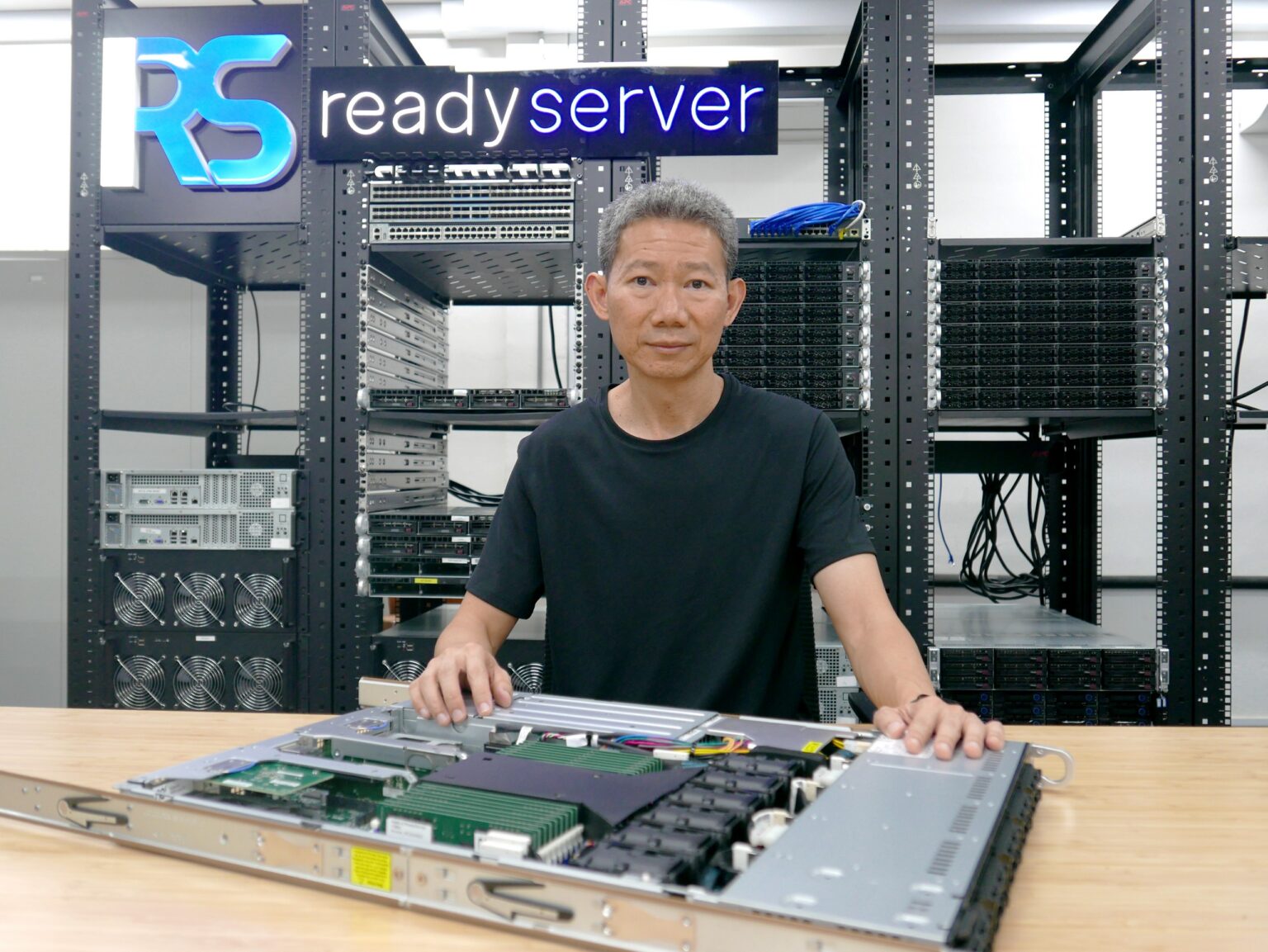 Running off a tropical data centre now, Ready Server looks to liquid ...