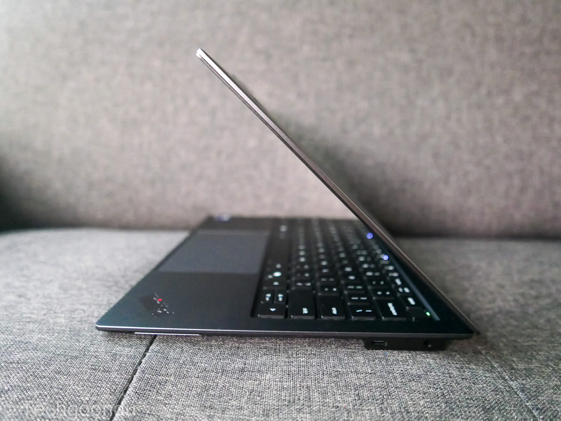 Geek Purchase: Lenovo ThinkPad X9 14 Aura Version is a laptop computer for actual work 6 Lenovo Thinkpad X9 14 3
