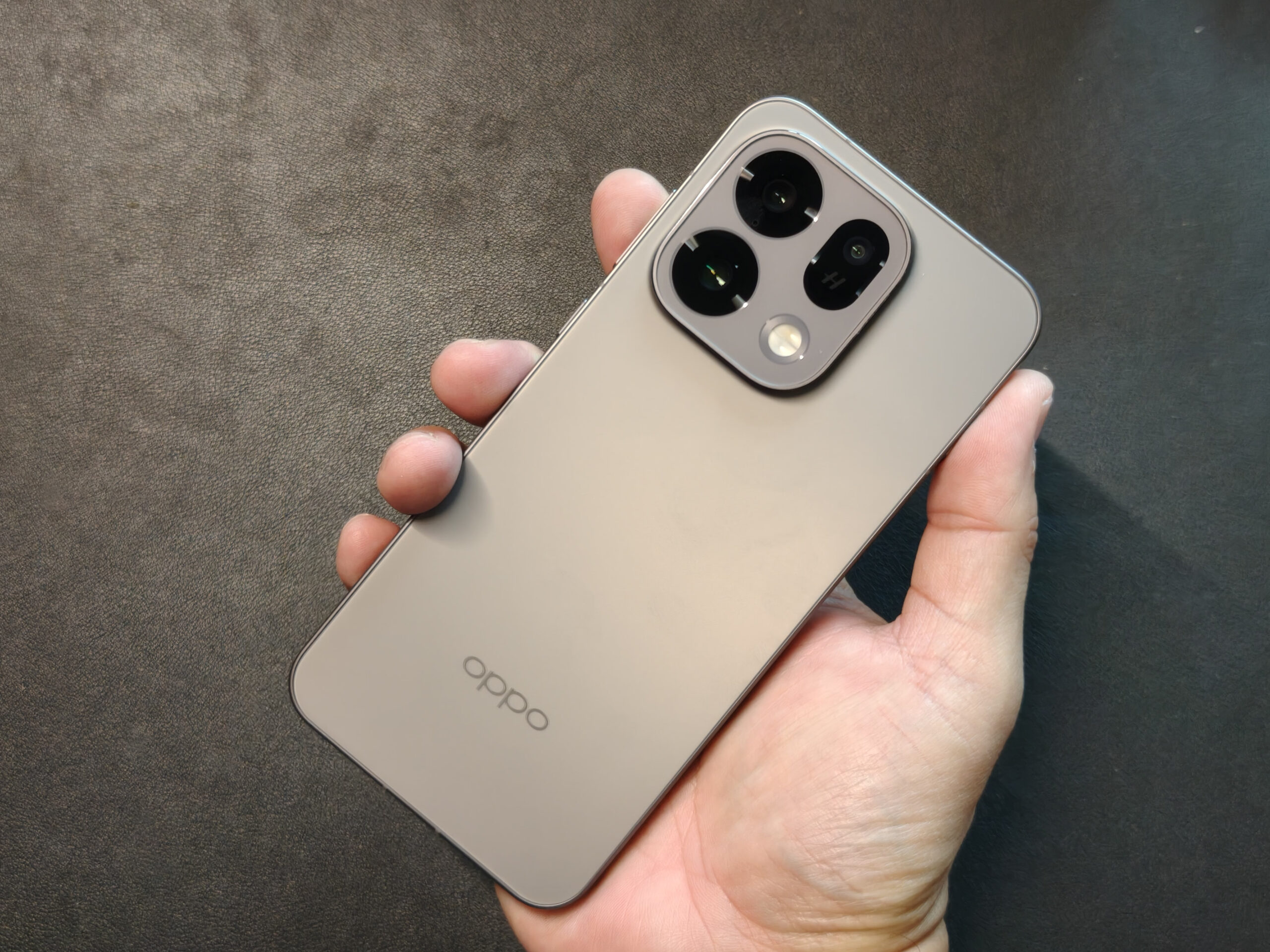 Oppo Find X9s review: An update with camera features shaved off